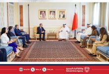 صورة وزير الخارجية يستقبل سفراء فرنسا والمملكة المتحدة وألمانيا لدى مملكة البحرين