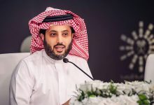 صورة رئيس هيئة الترفيه يعلن إقامة نزالات ضمن فعالية التدريبات المفتوحة قبيل نزال كانيلو وكروفورد