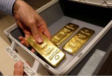 صورة الذهب يواصل كسر الأرقام القياسية على حساب الدولار