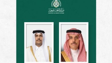 صورة في اتصال هاتفي مع نظيره القطري.. وزير الخارجية يؤكد وقوف المملكة مع الدوحة