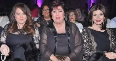 صورة في ذكرى ميلادها.. حكاية صداقة استمرت لنصف قرن بين رجاء الجداوى وميرفت أمين ودلال عبد العزيز