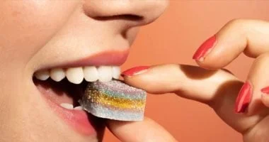 صورة هل يحسّن الكولاجين مظهر البشرة وما الذي يحدث عند تناوله؟