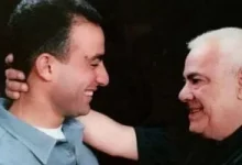 صورة هكذا ردّ أحمد السقا على سؤال متابع حول استعداده للموت للقاء والده