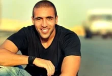 صورة محمود العسيلي يعلن نبأ وفاة المطرب الشاب عمرو ستين
